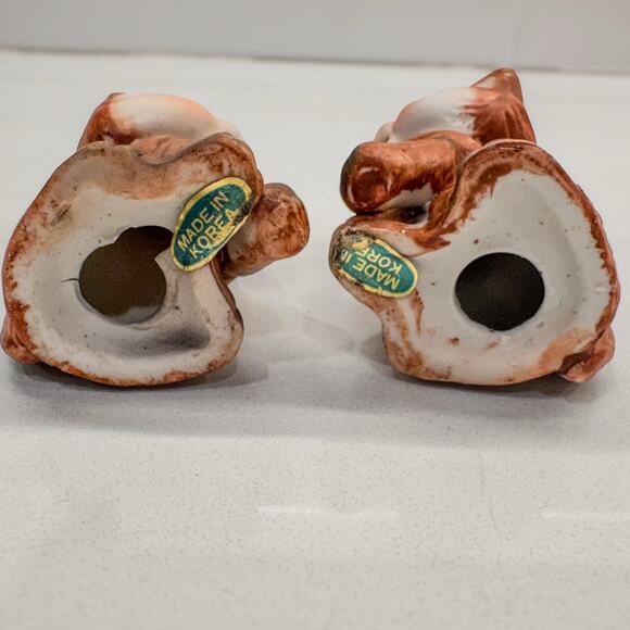 1950's Adorable Porcelain Bisque Pretty Kitties Decor Salt and Pepper Shaker Set - Picture 7 of 8